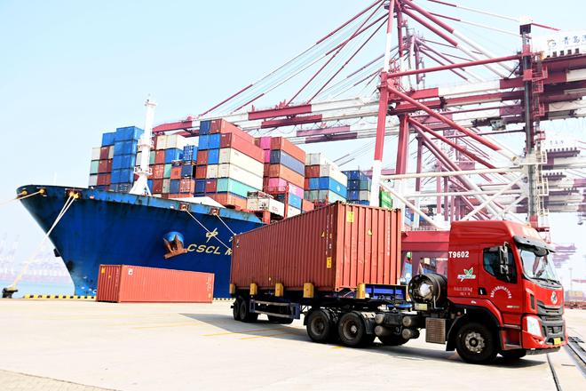 中國前三季度貨物貿易進出口規模達33.61萬億元，展現經濟發展韌性